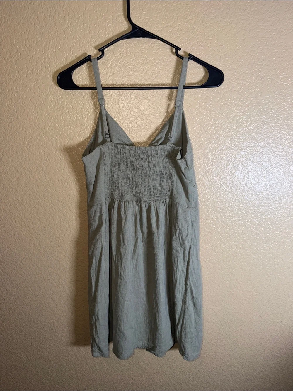 Hollister Olive Green Smocked Tank Top - Picture 2 of 4